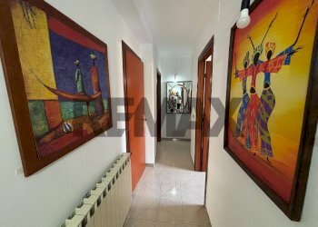 Hall / corridoio - Apartment Via Giuseppe Mazzini
 
snc, Nizza di Sicilia - photo 13
