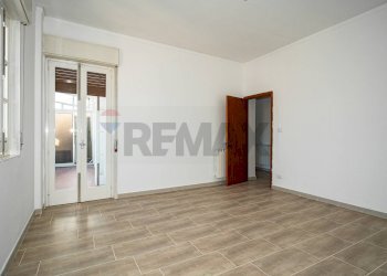 Stanza vuota - Trilocale Via Emanuele Bellia
 
128, Paterno - foto 7