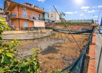 Casa all\'aperto - Terreno agricolo Via Cristoforo Colombo
4, Sant'Agata Li Battiati - foto 3