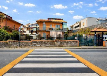 Edificio all\'aperto - Terreno agricolo Via Cristoforo Colombo
4, Sant'Agata Li Battiati - foto 4