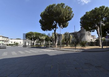 Edificio all\'aperto - Commercial Activity Via Riccardo da Lentini
9, Catania - photo 34