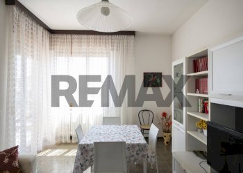 Sala da pranzo - Appartamento via Foglia
 
4, Mondolfo - foto 26