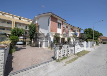 Casa all\'aperto - Appartamento via Foglia
 
4, Mondolfo - foto 38