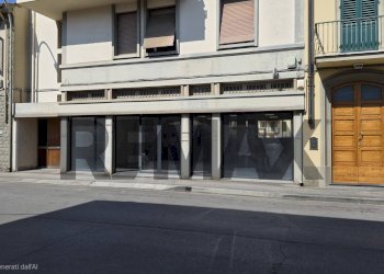 Edificio all\'aperto - Laboratorio VIA DOMENICO BARTOLONI
28, Empoli - foto 14