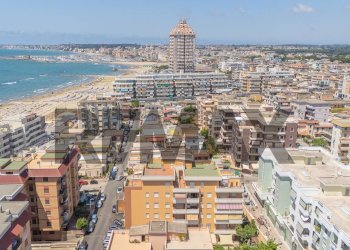 Edificio all\'aperto - Bilocale VIA FRATELLI ROSSELLI
 
39, Nettuno - foto 2