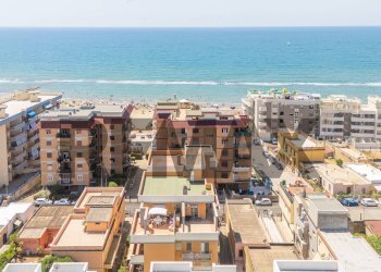 Edificio all\'aperto - Bilocale VIA FRATELLI ROSSELLI
 
39, Nettuno - foto 4