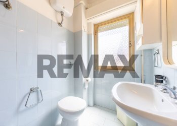 Bagno - Bilocale VIA FRATELLI ROSSELLI
 
39, Nettuno - foto 39