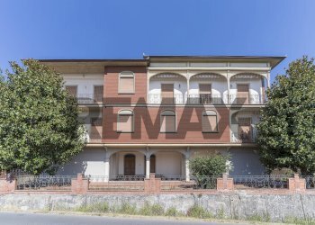 Casa all\'aperto - Casa indipendente VIA CARRAIA
 
17, Marciano della Chiana - foto 1