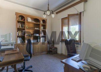 Ufficio - Casa indipendente VIA CARRAIA
 
17, Marciano della Chiana - foto 5