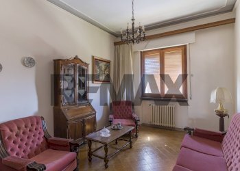 Soggiorno - Casa indipendente VIA CARRAIA
 
17, Marciano della Chiana - foto 6