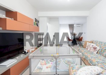 Sala da pranzo - Quadrilocale Viale San Teodoro
 
27, Catania - foto 6