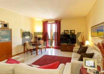 Sala da pranzo - Apartment Via Santi Bonaccorsi
 
6, Aci Catena - photo 1