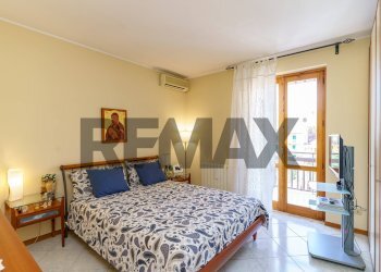 Camera / camera da letto - Apartment Via Santi Bonaccorsi
 
6, Aci Catena - photo 15