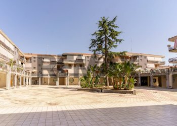 Edificio all\'aperto - Apartment Via Santi Bonaccorsi
 
6, Aci Catena - photo 29