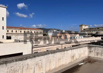 Edificio all\'aperto - Appartamento via natoli
 
31, Messina - foto 42