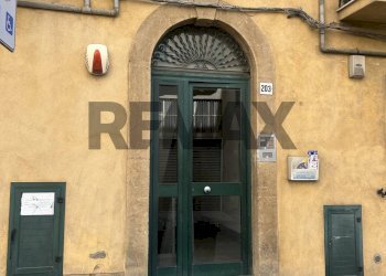 Edificio all\'aperto - Trilocale via redentore
 
203, Caltanissetta - foto 2