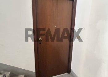 Hall / corridoio - Trilocale via redentore
 
203, Caltanissetta - foto 4