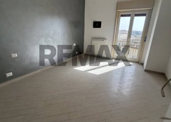 Stanza vuota - Trilocale via redentore
 
203, Caltanissetta - foto 9