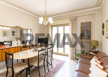 Sala da pranzo - Trilocale Corso Italia
 
70, Trecastagni - foto 4