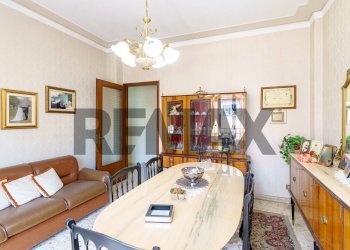 Sala da pranzo - Trilocale Corso Italia
 
70, Trecastagni - foto 5