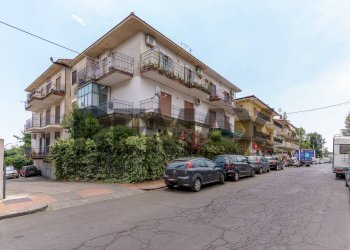 Edificio all\'aperto - Trilocale Corso Italia
 
70, Trecastagni - foto 34