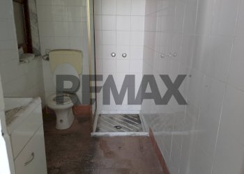 Bagno - Quadrilocale Via Dell' Usignolo
 
12, Catania - foto 3