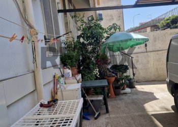 Terrazza - Quadrilocale Via Comunale Santo Bordonaro
 
Pal.6, Messina - foto 18