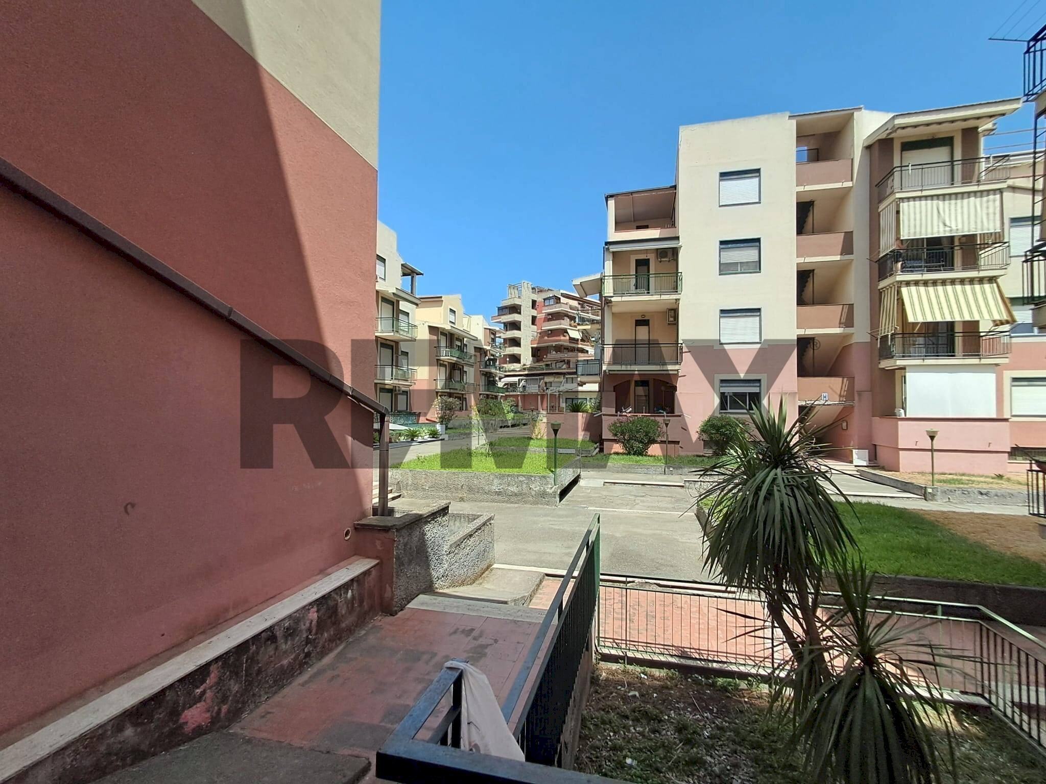 Edificio all\'aperto - Monolocale via Pietrenere
 
17, Giardini-Naxos - foto 3