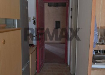 Hall / corridoio - Monolocale via Pietrenere
 
17, Giardini-Naxos - foto 7