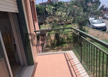 Balcone - Monolocale via Pietrenere
 
17, Giardini-Naxos - foto 8