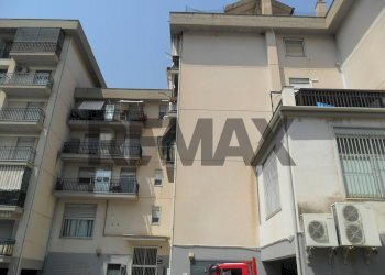 Edificio all\'aperto - Appartamento Viale Stefano Candura
 
22/b, Caltanissetta - foto 2