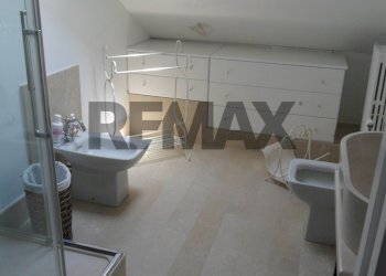 Bagno - Appartamento Viale Stefano Candura
 
22/b, Caltanissetta - foto 10