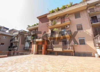 Edificio all\'aperto - Appartamento VIA NIZZETI
 
65, Tremestieri Etneo - foto 1