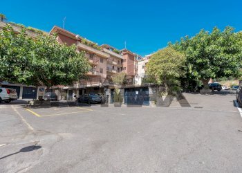 Edificio all\'aperto - Appartamento VIA NIZZETI
 
65, Tremestieri Etneo - foto 3