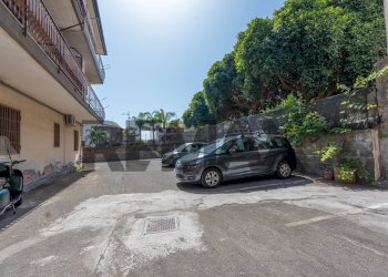 Edificio all\'aperto - Appartamento Via iv Novembre
 
126, Aci Catena - foto 7