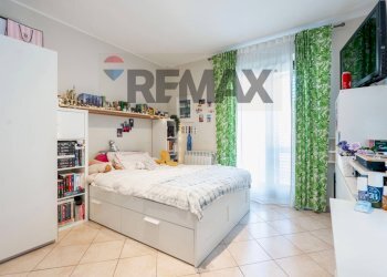 Camera / camera da letto - Casa semi indipendente Via Battiati
 
32, Aci Bonaccorsi - foto 15