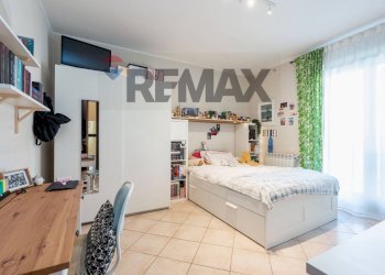 Camera / camera da letto - Casa semi indipendente Via Battiati
 
32, Aci Bonaccorsi - foto 16