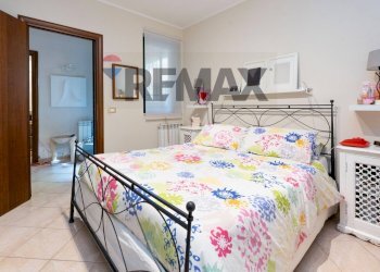 Camera / camera da letto - Casa semi indipendente Via Battiati
 
32, Aci Bonaccorsi - foto 17