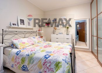 Camera / camera da letto - Casa semi indipendente Via Battiati
 
32, Aci Bonaccorsi - foto 18