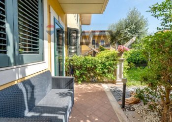Terrazza - Casa semi indipendente Via Battiati
 
32, Aci Bonaccorsi - foto 22