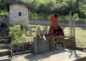 Casa all\'aperto - Trilocale BAROSTRO
 
SNC, Brallo di Pregola - foto 17