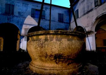 Edificio all\'aperto - Stable - Palace VIA ROMA
 
90, Castel d'Ario - photo 23
