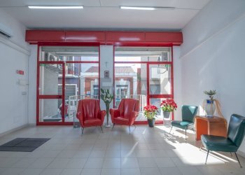Ricezione / Lobby - Negozio Via Palestro
106-108, Priolo Gargallo - foto 1