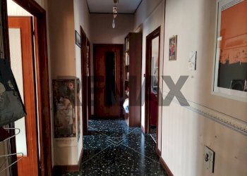 Hall / corridoio - Quadrilocale via Crispi  n°19
 
18, Savona - foto 9