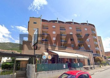 Edificio all\'aperto - Three-room apartment via Enrico de Nicola
 
1/A, L'Aquila - photo 1