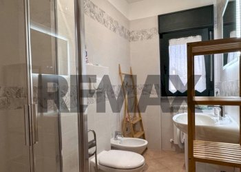Bagno - Three-room apartment via Enrico de Nicola
 
1/A, L'Aquila - photo 8