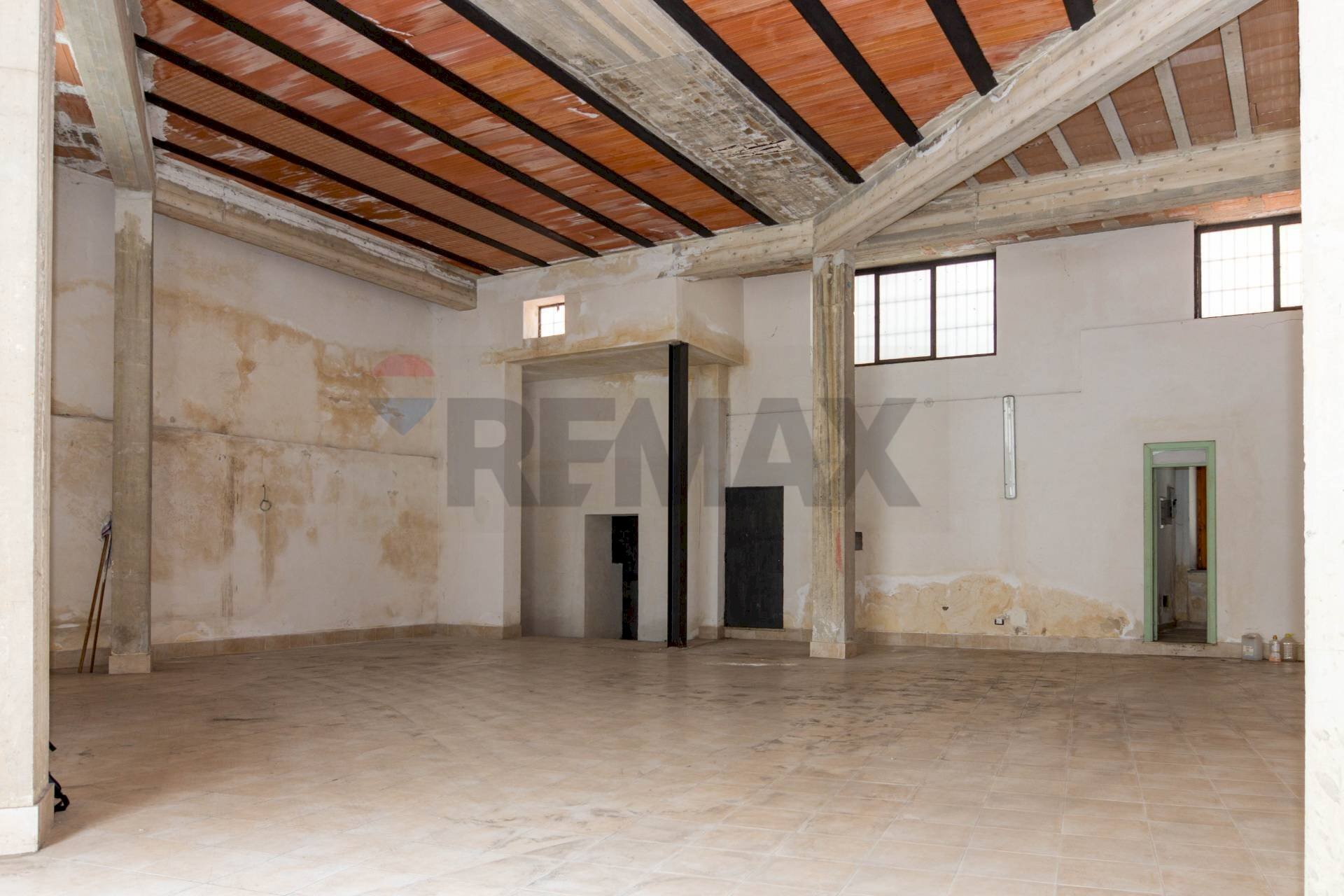 Stanza vuota - Commercial Premises Corso Malta
132, Napoli - photo 2