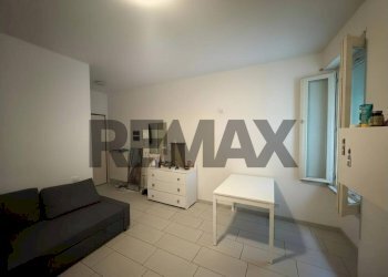 Soggiorno - Monolocale Via Delle Grazie
 
42, Brescia - foto 3