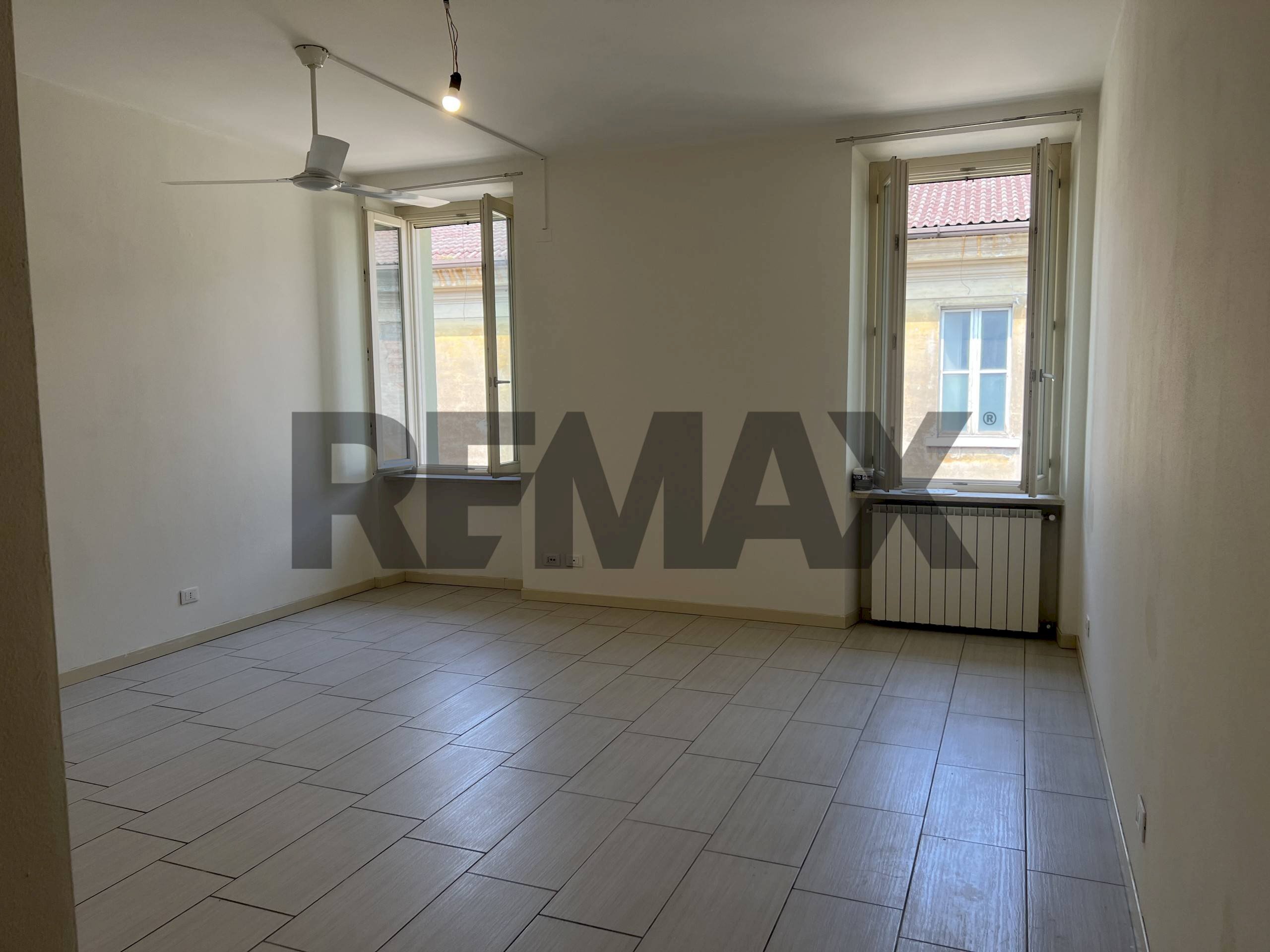 Stanza vuota - Quadrilocale VIA DELLE GRAZIE
 
42, Brescia - foto 1