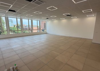 Foto 1 - Office Corso Svizzera
 
185, Torino - photo 1
